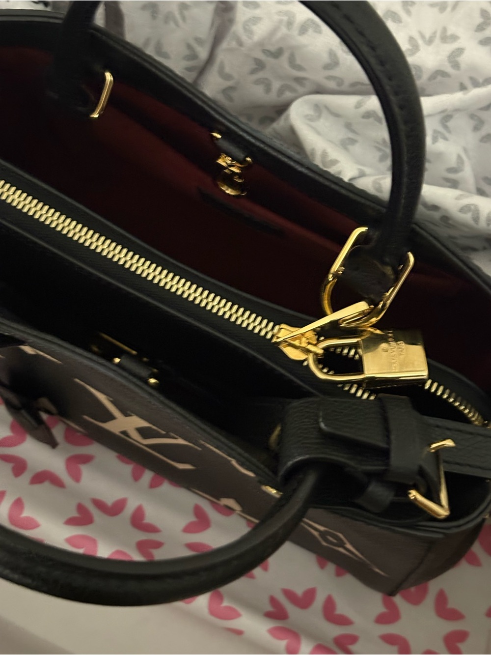 Louis Vuitton Accents Monogram
EmpreinteMontaigne BB with Black Satchel - Picture 6 of 9